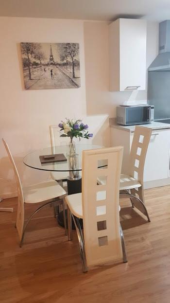 Marco Island -Very Spacious City Centre 1 Bedroom Apartment Nottingham Exterior photo